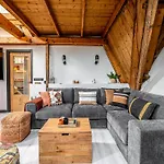 Beautiful Group Loft With Sauna Near The Julianadorp