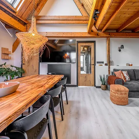 Beautiful Group Loft With Sauna Near The Vakantiehuis