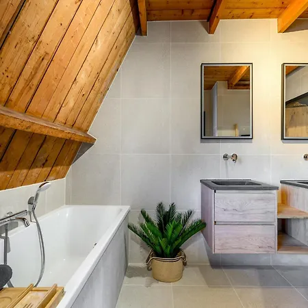 Vakantiehuis Beautiful Group Loft With Sauna Near The *