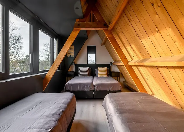 Beautiful Group Loft With Sauna Near The Casa vacanze Julianadorp